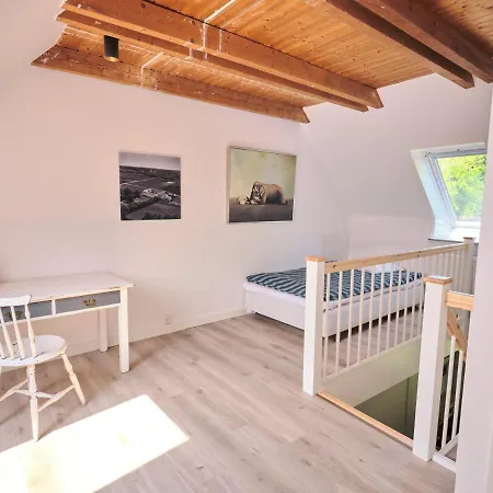 Vinkelgaard Apartment *
